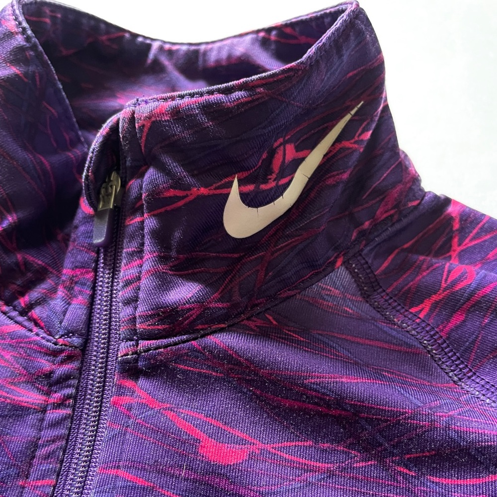 NIKE Womens Small Pullover Therma Fit Athletic Slim Purple 1/4 Zip Thumb Holes - Picture 3 of 9